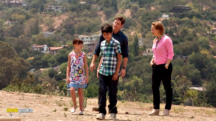 A still #31 from Parenthood: Series 5 (2014)