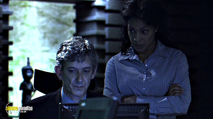 A still #21 from Charlie Jade: Series 1: Part 2 (2007)