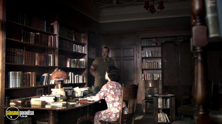A still #12 from Enid (2009)