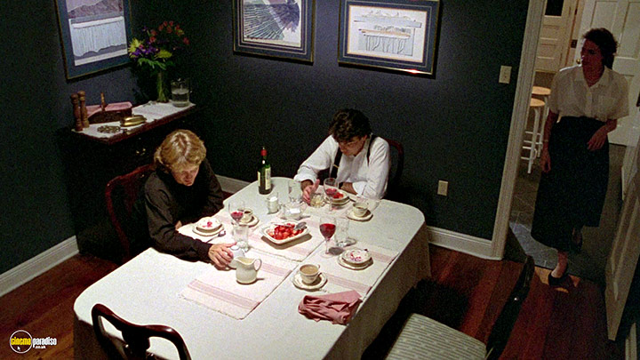 A still #12 from Sex, Lies and Videotape (1989)