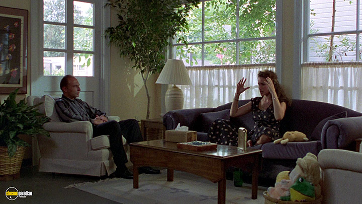 A still #6 from Sex, Lies and Videotape (1989)
