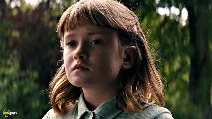 A still #6 from Christopher Robin (2018)