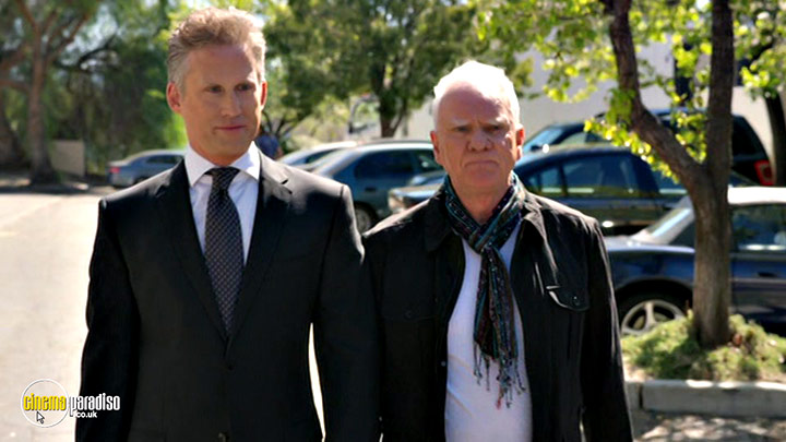 A still #17 from Franklin and Bash: Series 3 (2013)