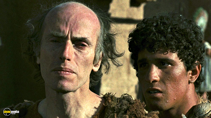 A still #16 from Oedipus Rex (1967)