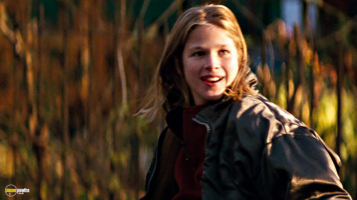 A still #4 from Fallen (1998)