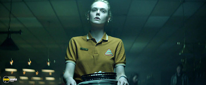 A still #12 from Teen Spirit (2018)