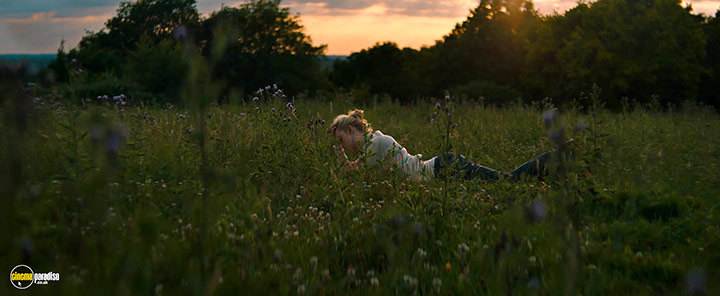 A still #7 from Teen Spirit (2018)