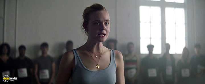 A still #11 from Teen Spirit (2018)