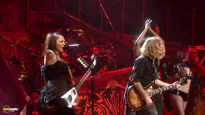 A still #4 from Pink: Funhouse Tour: Live in Australia (2009)