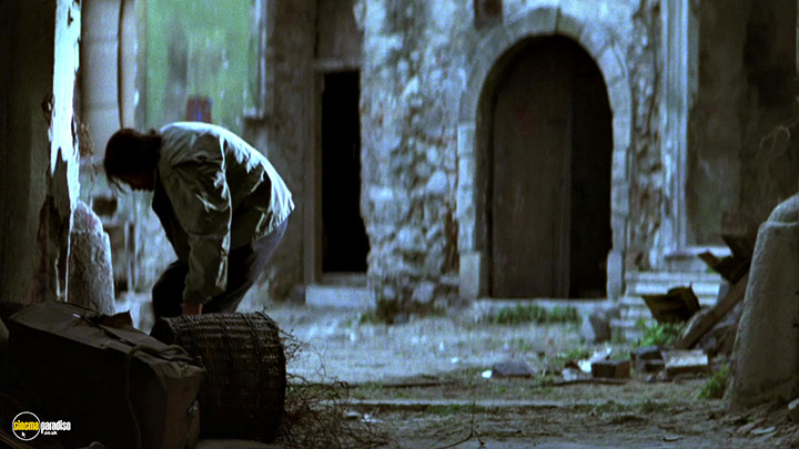 A still #9 from Crazy Six (1997)
