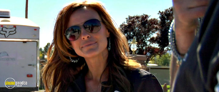 A still #7 from Counting Cars: Series 2 (2013)