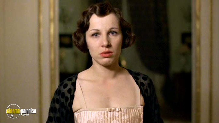 A still #4 from Calling Inspector Marotta: St Peter's Treasure (2000)