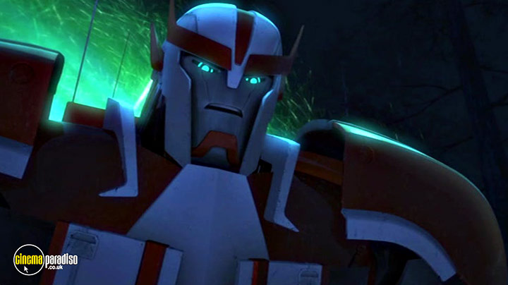 A still #11 from Transformers Prime: Series 2: Part 1 (2012)