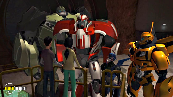 A still #16 from Transformers Prime: Series 2: Part 1 (2012)