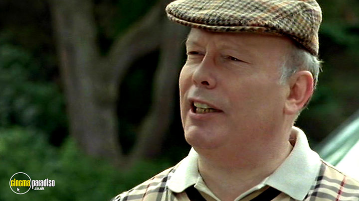 A still #18 from Monarch of the Glen: Series 5: Part 1 (2003)