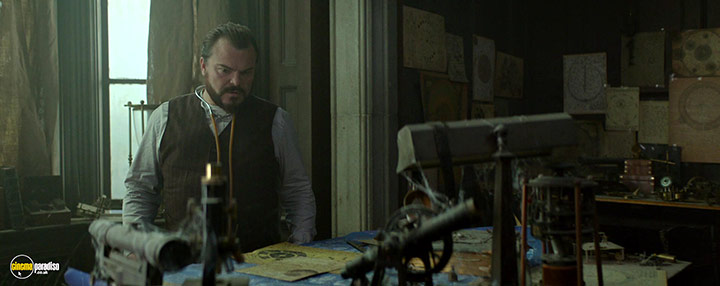 A still #23 from The House with a Clock in Its Walls (2018)