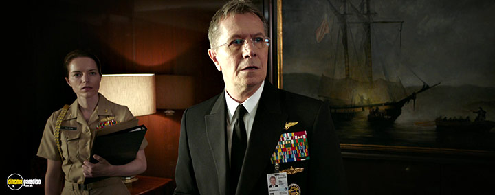 A still #21 from Hunter Killer (2018)