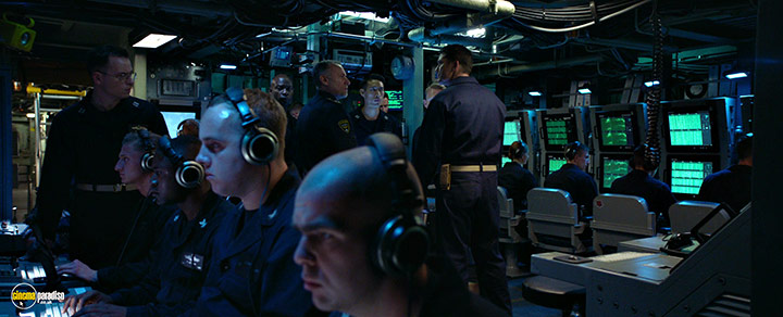 A still #14 from Hunter Killer (2018)