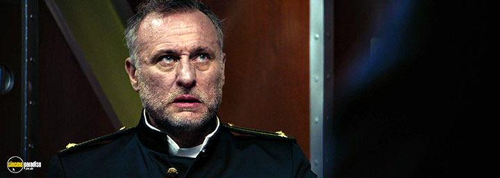 A still #3 from Hunter Killer (2018)