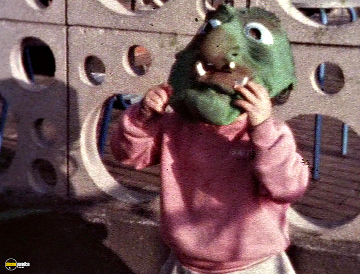 A still #4 from Blue (1993)
