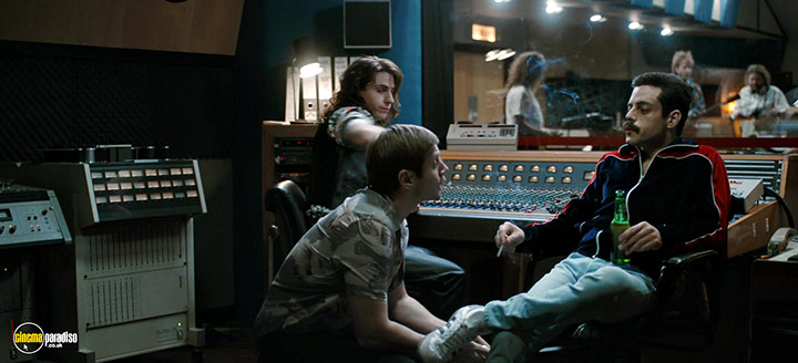 A still #26 from Bohemian Rhapsody (2018)