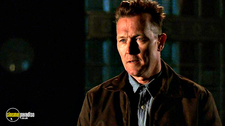 A still #16 from Law and Order: Special Victims Unit: Series 7 (2005)