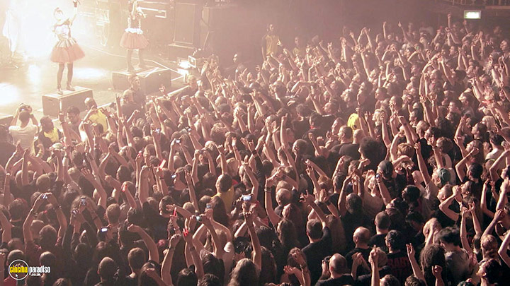A still #25 from Babymetal: Live in London (2014)