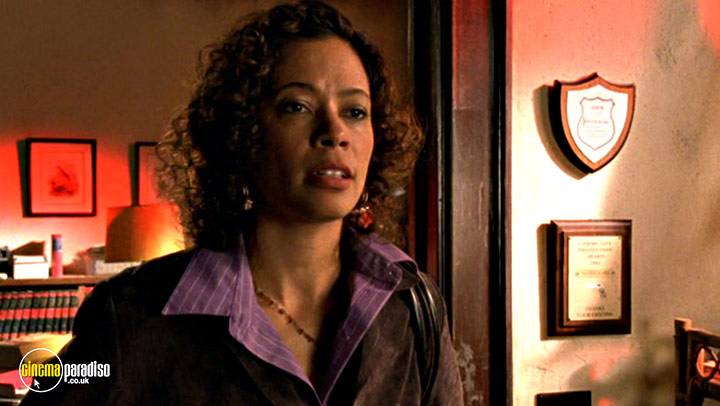 A still #6 from Veronica Mars: Series 2 (2005)