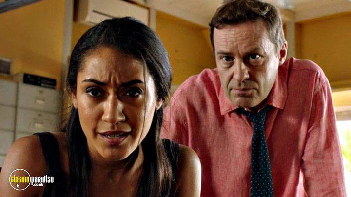 A still #18 from Death in Paradise: Series 8 (2019)