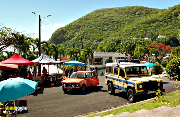 A still #14 from Death in Paradise: Series 8 (2019)