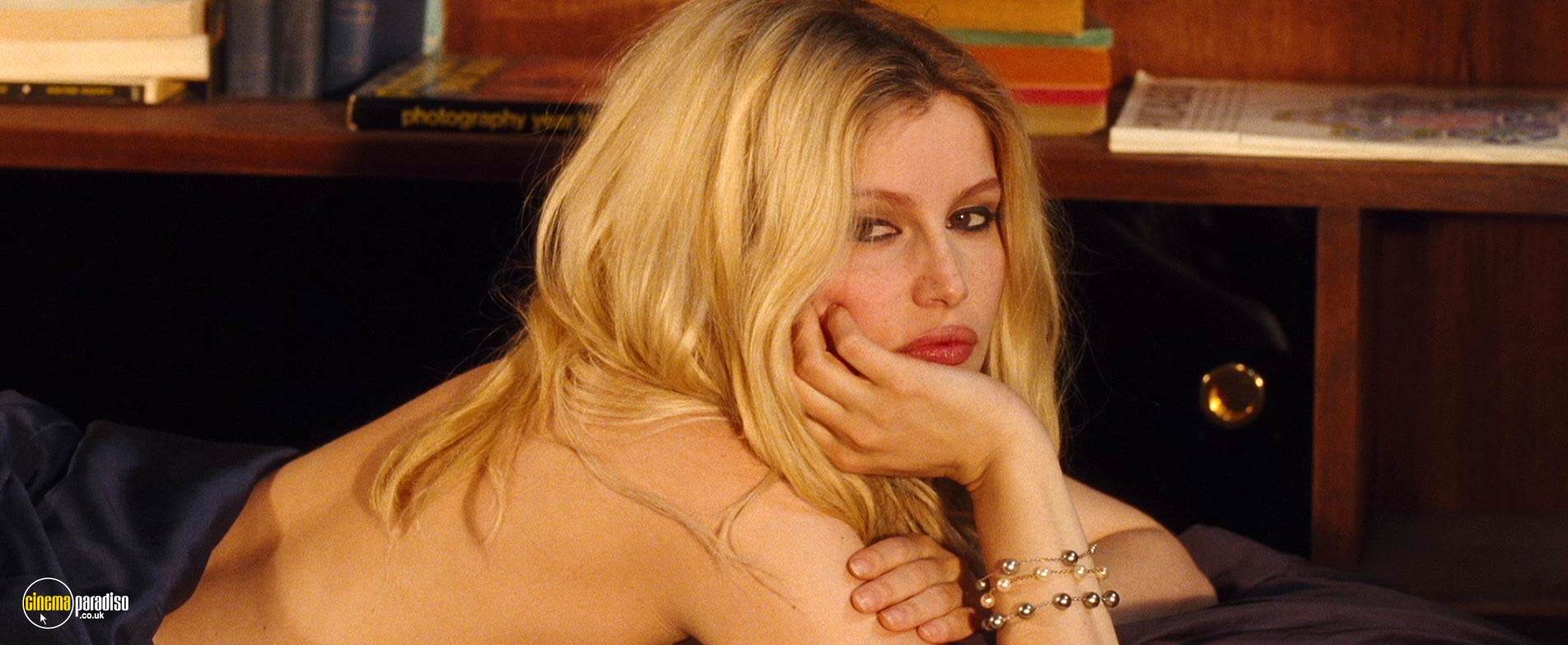 A still from Gainsbourg (2010) 