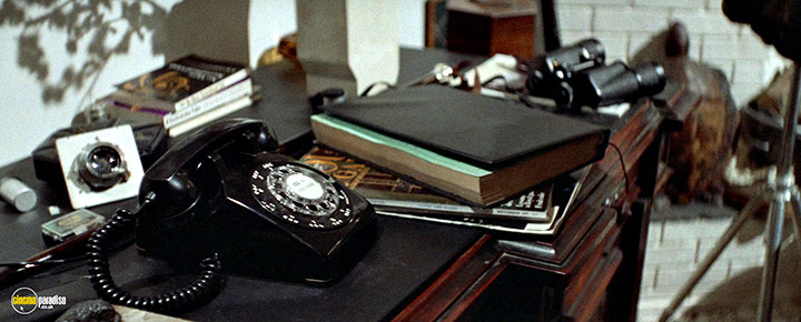 A still #8 from Images (1972)