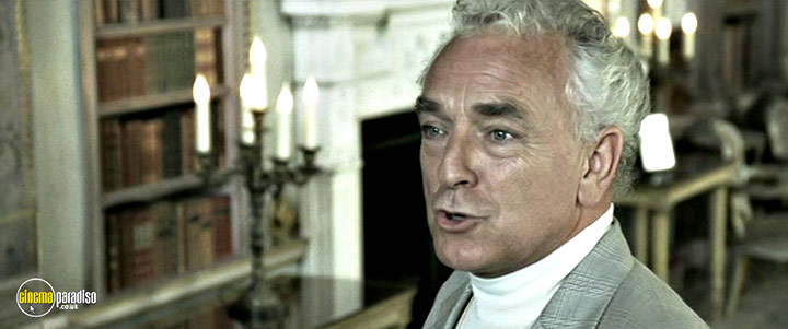 A still #6 from And Now Ladies and Gentlemen (2002)