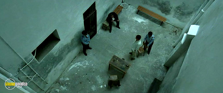 A still #14 from And Now Ladies and Gentlemen (2002)