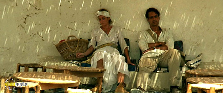 A still #13 from And Now Ladies and Gentlemen (2002)