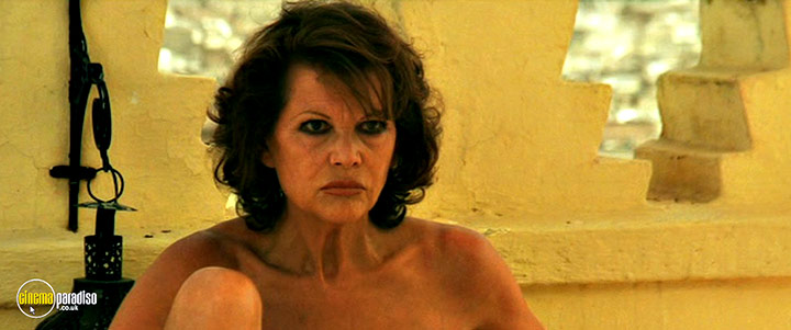 A still #3 from And Now Ladies and Gentlemen (2002)