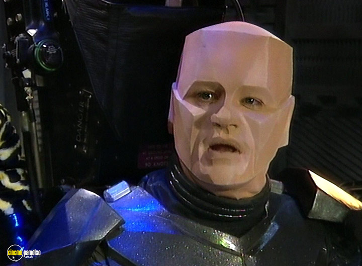 A still #5 from Red Dwarf: Series 5 (1992)