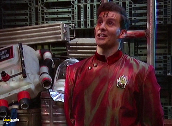 A still #17 from Red Dwarf: Series 5 (1992)