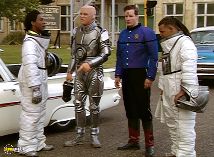 A still #14 from Red Dwarf: Series 7 (1997)