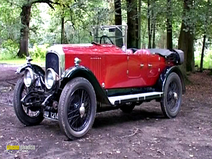 A still #2 from Classic Cars: Vauxhall (2005)