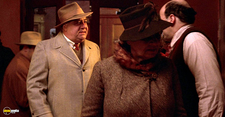 A still #28 from The Purple Rose of Cairo (1985)