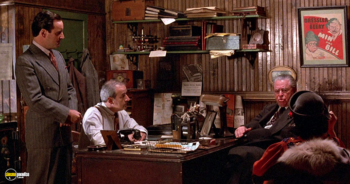 A still #25 from The Purple Rose of Cairo (1985)