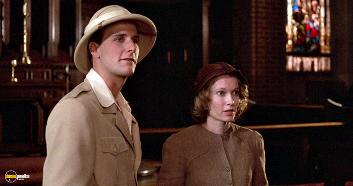 A still #9 from The Purple Rose of Cairo (1985)
