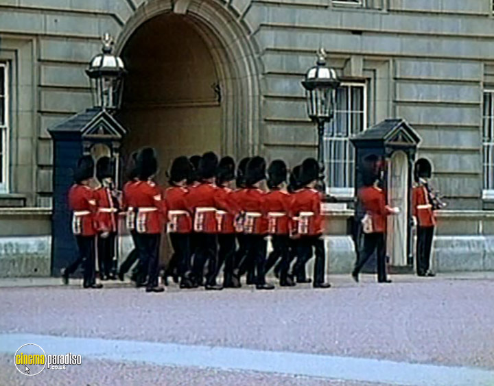 A still #28 from City Guide: London (2004)