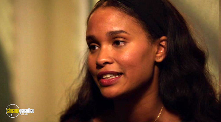 A still #25 from Parenthood: Series 4 (2013)