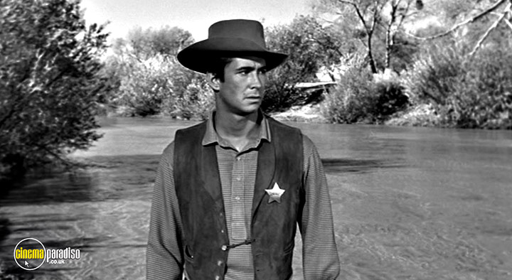 A still #9 from The Tin Star (1957)