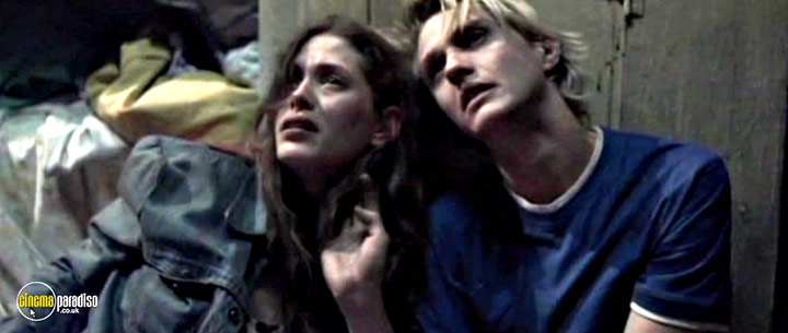 A still #17 from Spiderhole (2009)