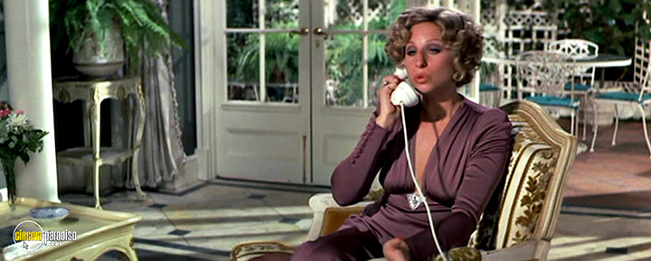 A still #17 from Funny Lady (1975)