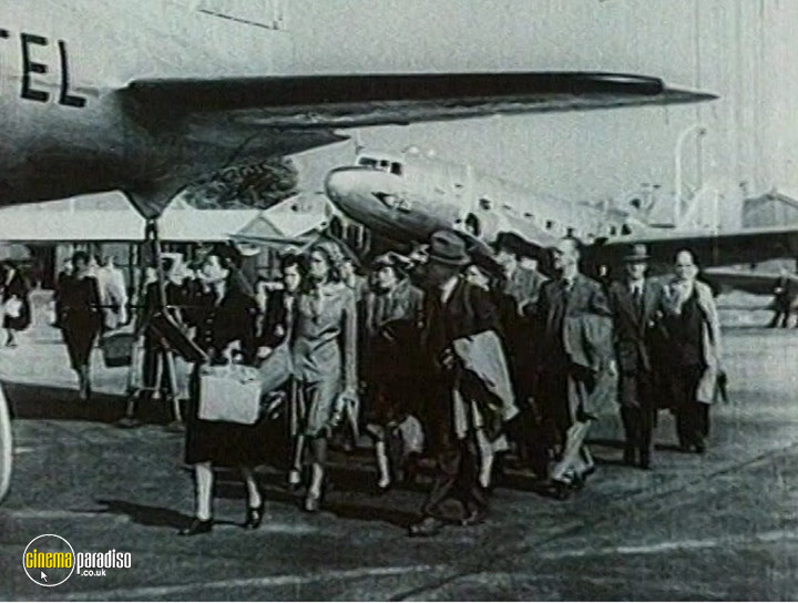 A still #3 from Airbus: The Airliner Profile (2008)