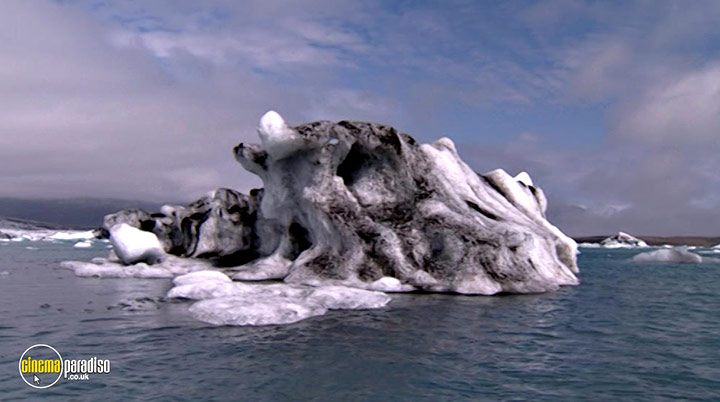 A still #6 from Inside Bjork (2003)